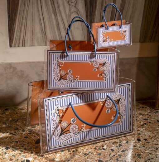 Panier à journaux - Shopper Charlotte Bucarest